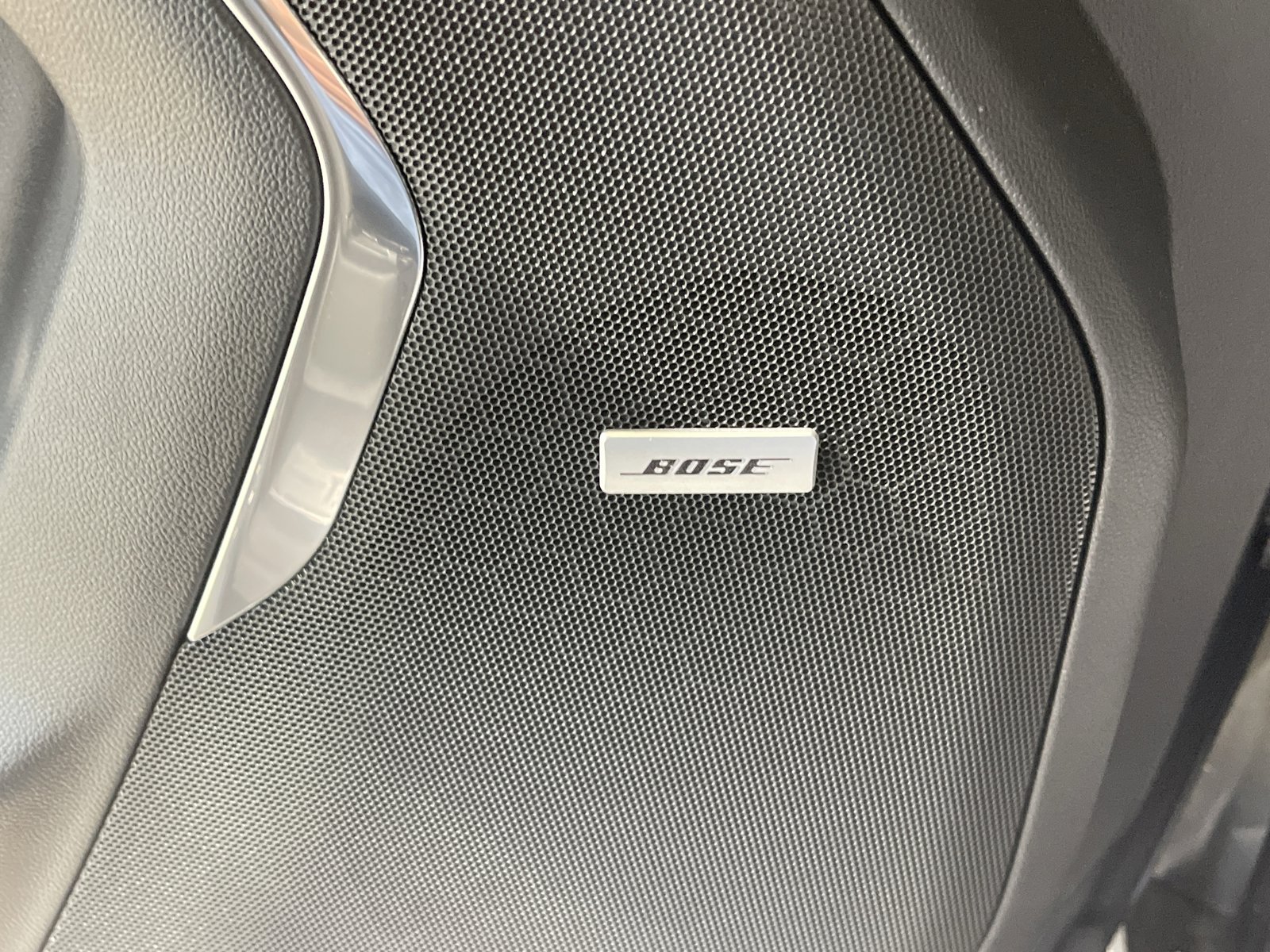 Used 2026 Chevrolet Suburban Z71 w/ Z71 Off-Road Package image 35