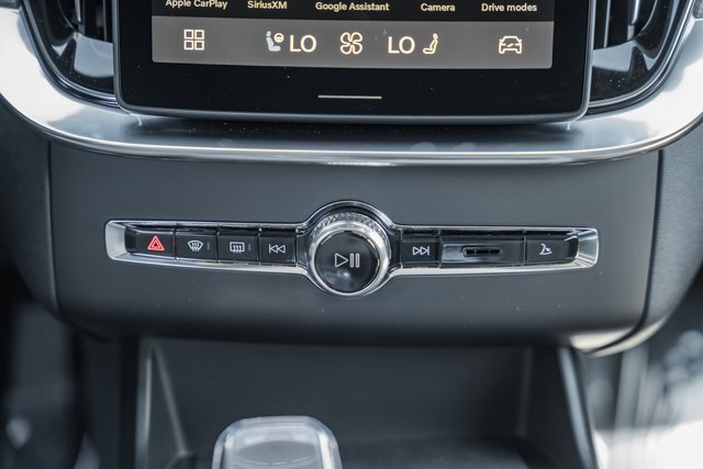 New 2026 Volvo XC90 B6 Ultra w/ Lounge Package image 23