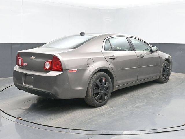 Used 2012 Chevrolet Malibu LS w/ LS Uplevel Package FWD image 2