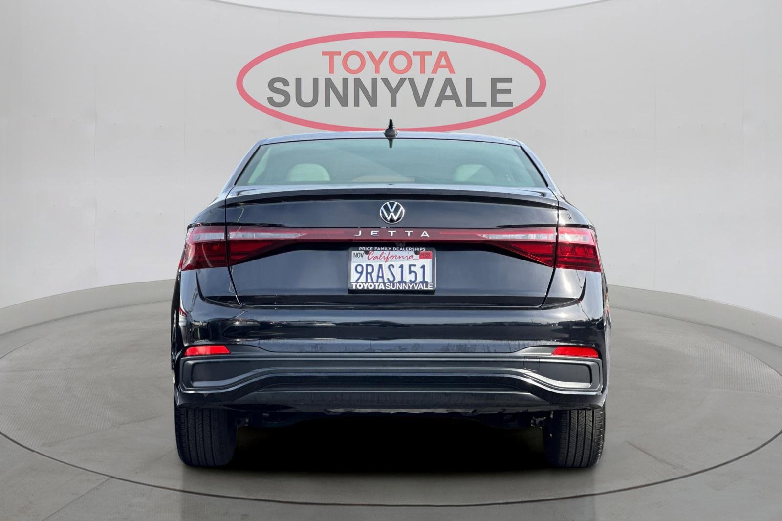 Used 2025 Volkswagen Jetta S image 8