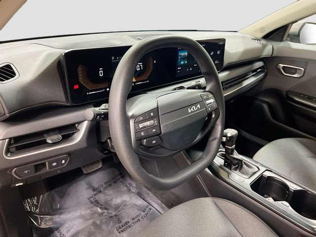 Certified 2025 Kia K4 LXS image 9