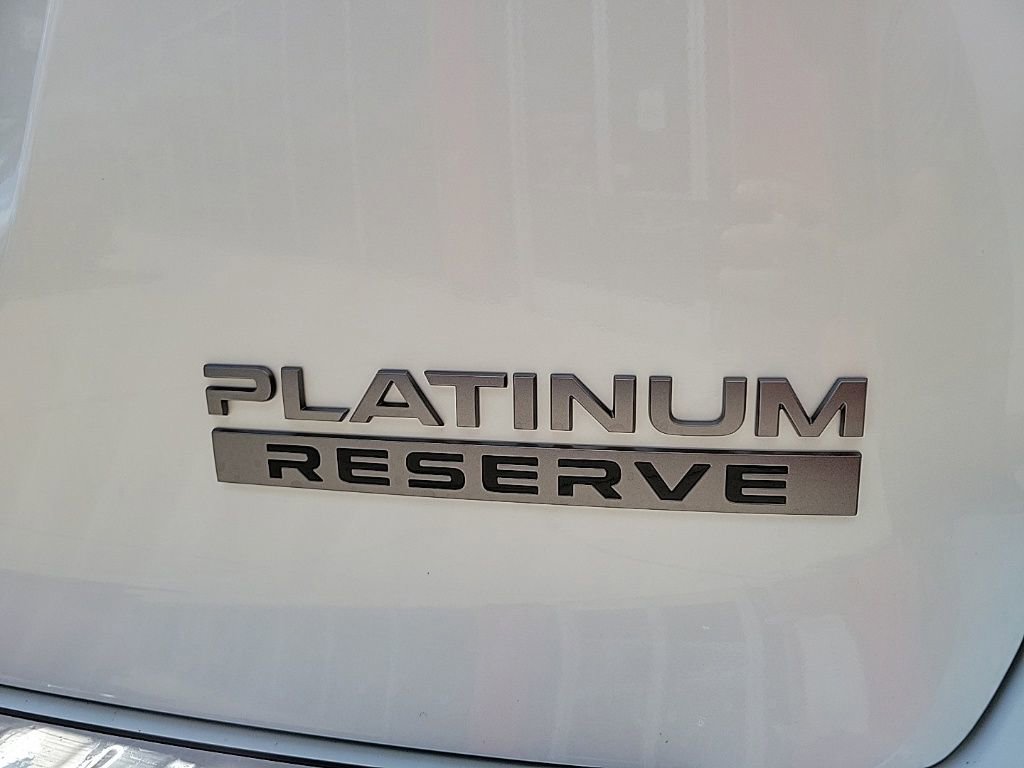 New 2025 Nissan Armada Platinum Reserve image 13