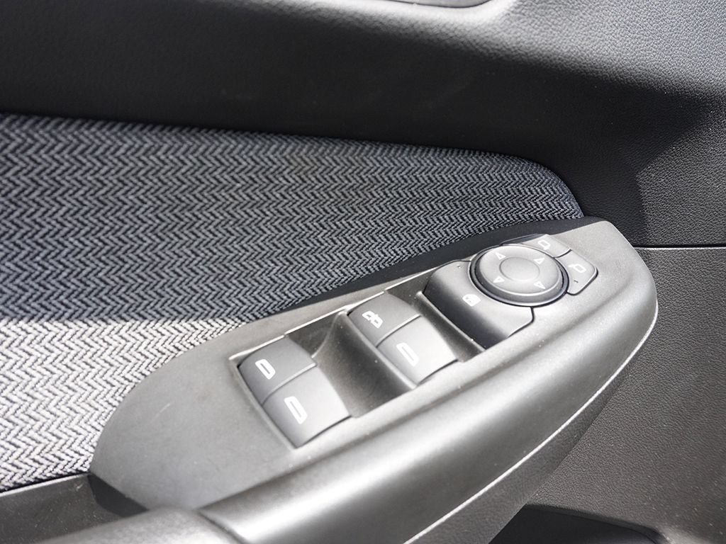 Used 2025 Chevrolet TrailBlazer LT w/ Convenience Package AWD/4WD image 39