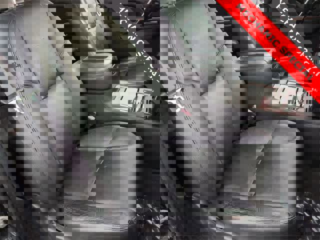 Used 2013 Chevrolet Avalanche LTZ image 23