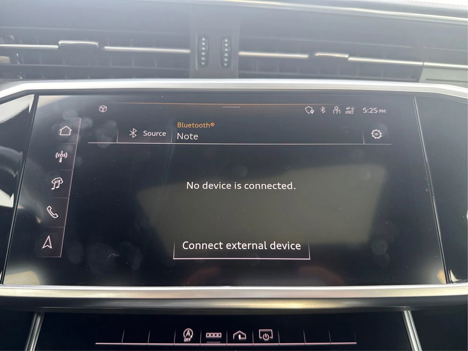 Used 2024 Audi A6 Premium Plus image 39