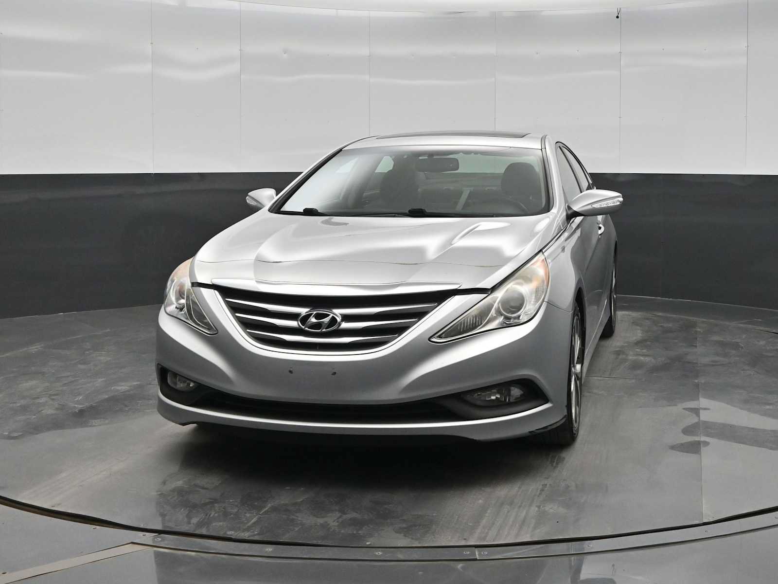 Used 2014 Hyundai Sonata SE w/ Premium Package 03 FWD image 3