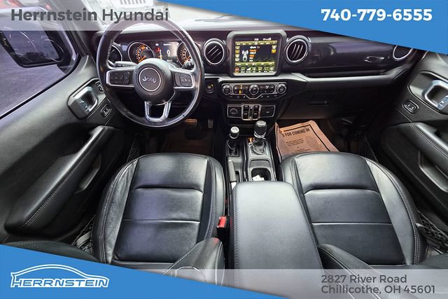 Used 2022 Jeep Wrangler Unlimited Sahara AWD/4WD image 12