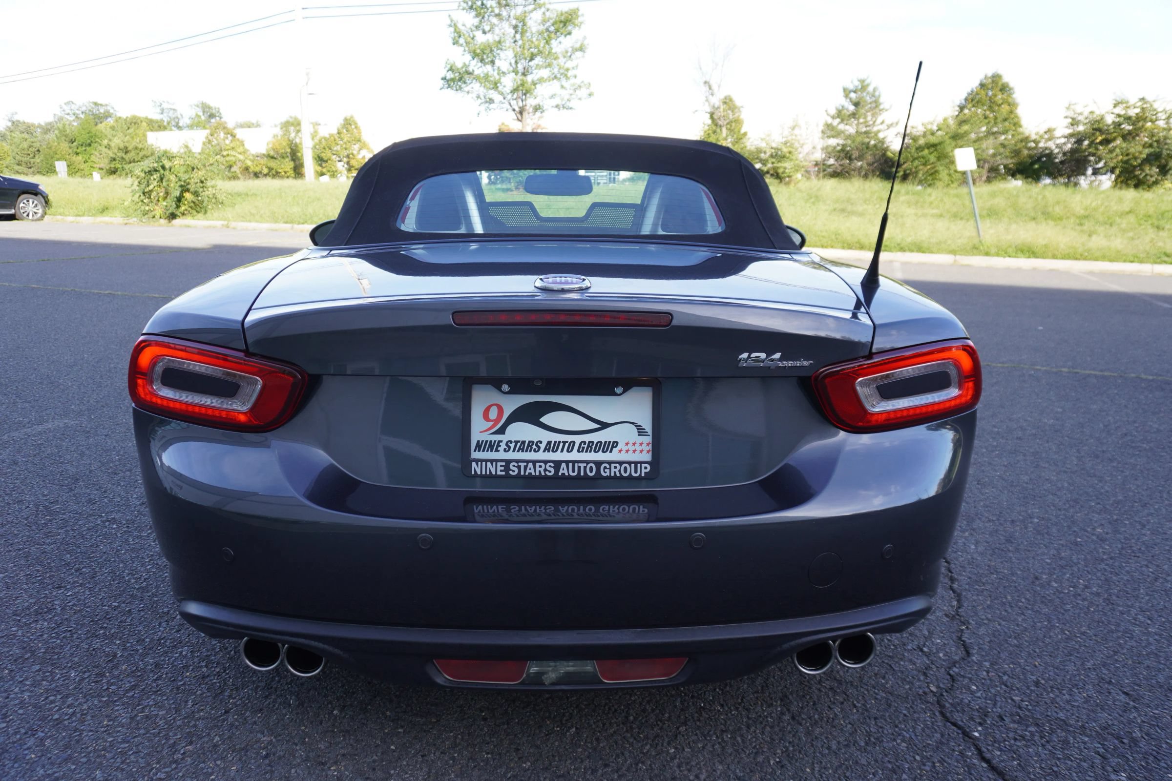 Used 2017 FIAT 124 Spider Lusso RWD image 6