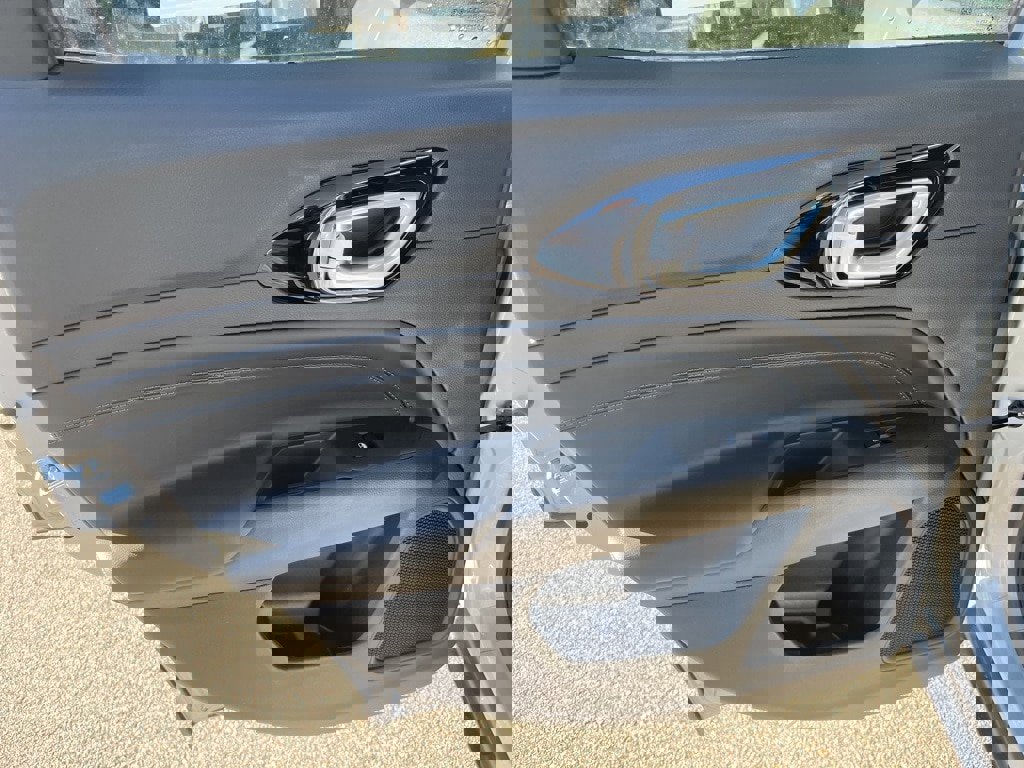 New 2026 Jeep Compass Limited image 15