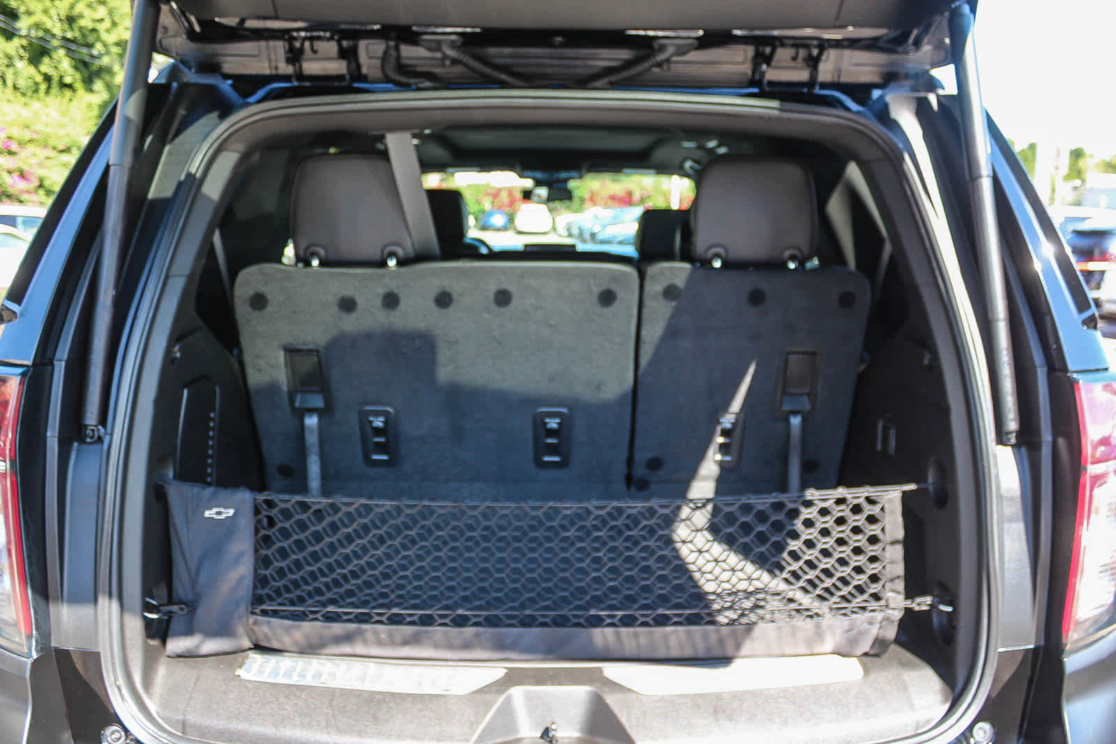 Used 2023 Chevrolet Tahoe Z71 image 25