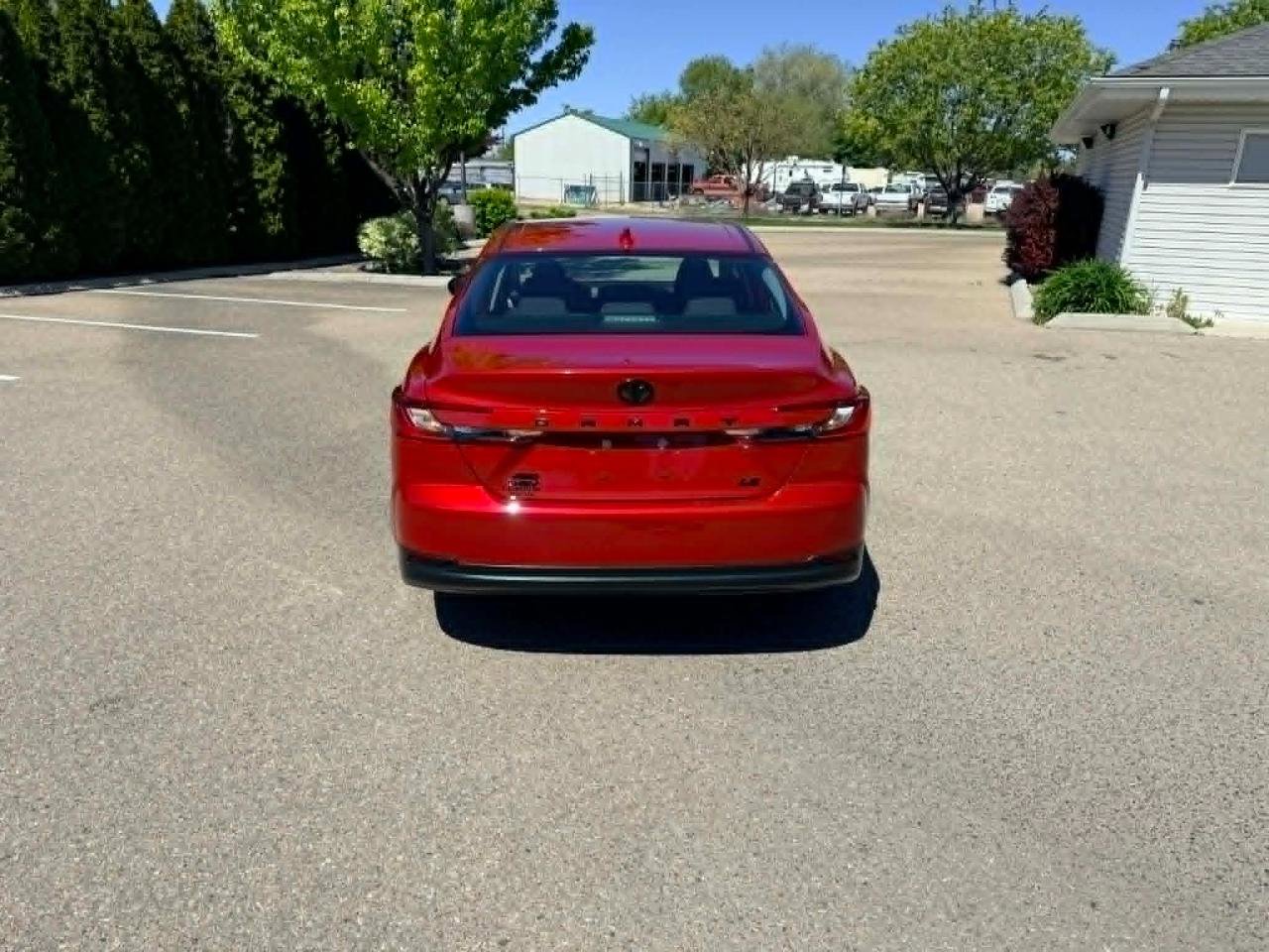 Used 2025 Toyota Camry LE w/ Convenience Package AWD/4WD image 4