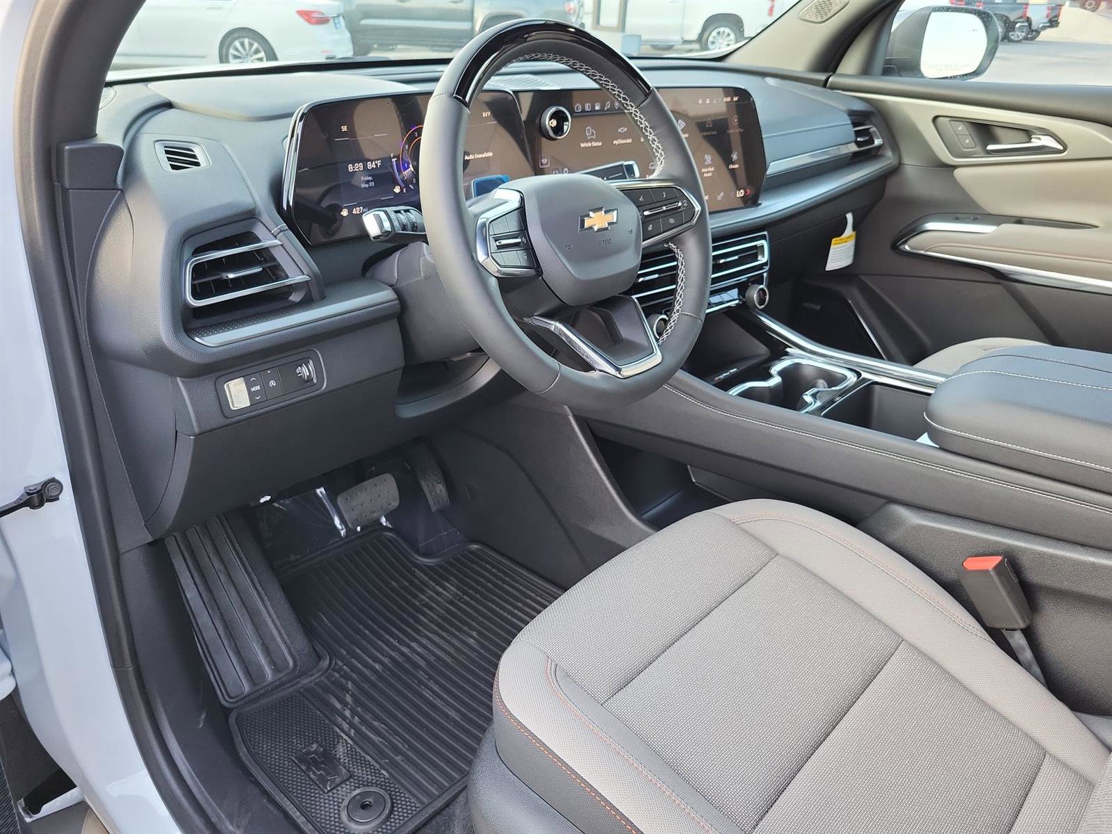 New 2025 Chevrolet Traverse LT w/ Enhanced Driving Package image 10