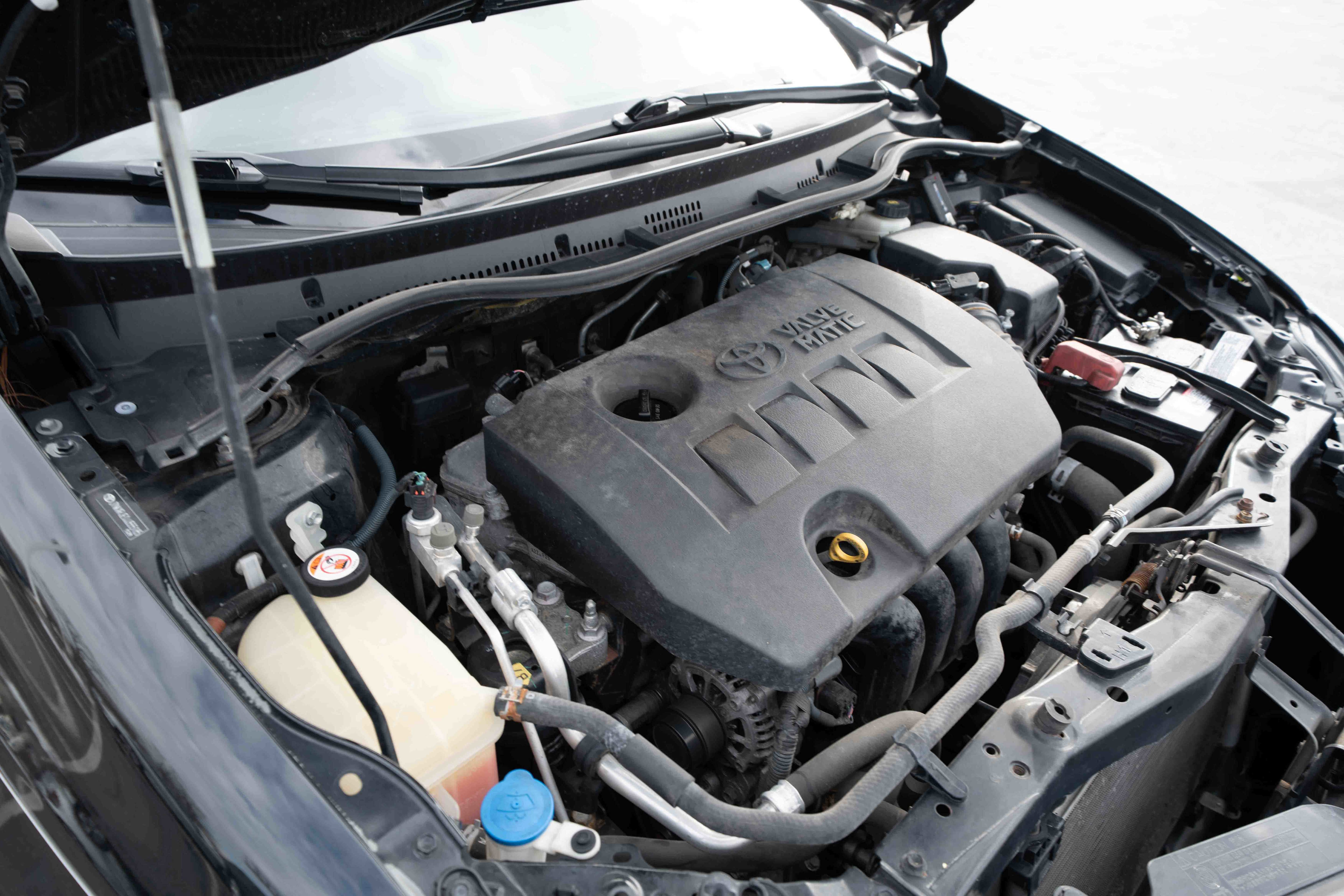 Used 2018 Toyota Corolla iM image 31