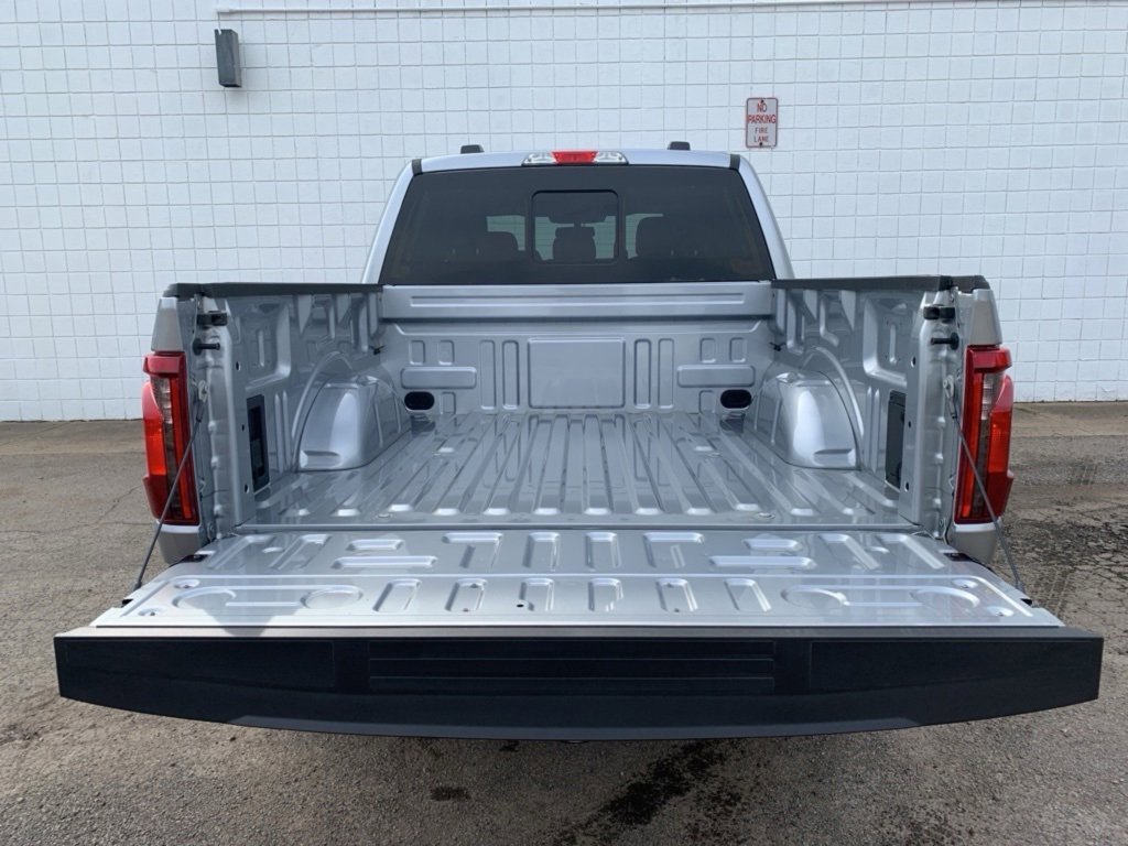 New 2025 Ford F150 XLT w/ Equipment Group 302A MID image 7