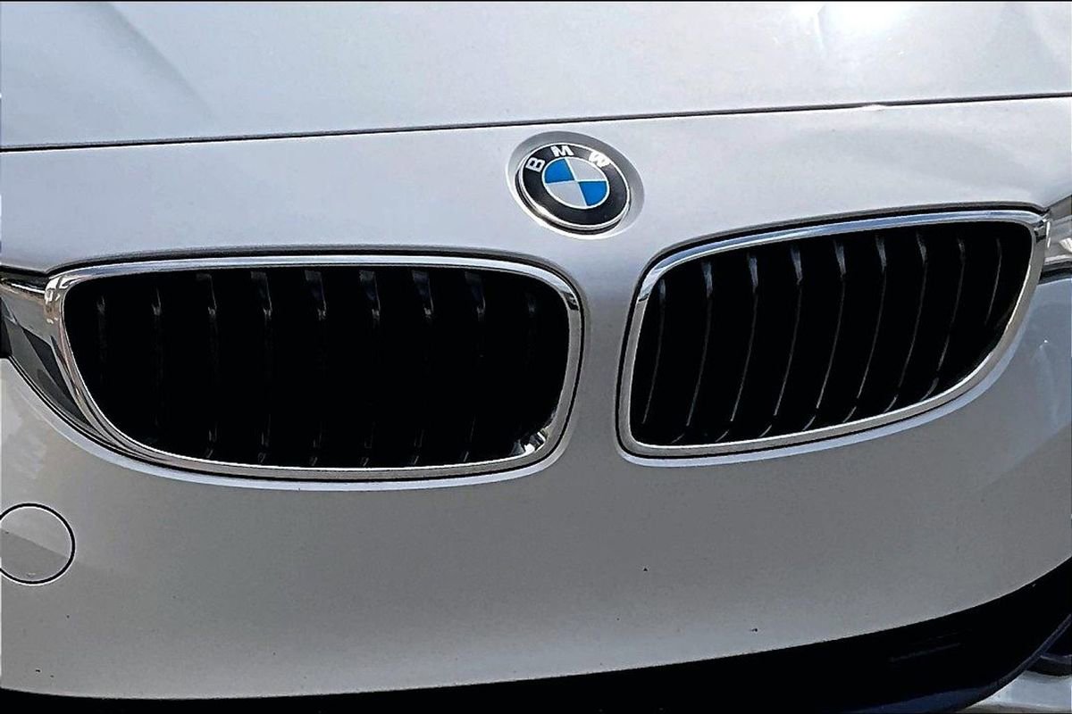 Used 2017 BMW 430i Convertible image 34