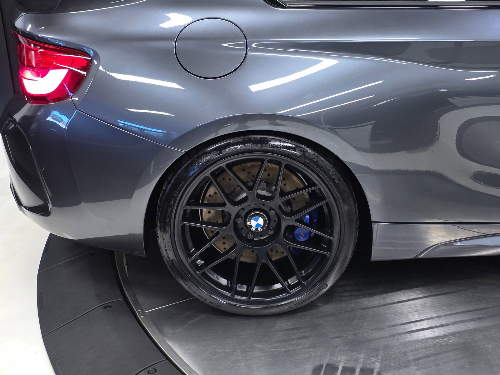 Used 2018 BMW M2 RWD image 37