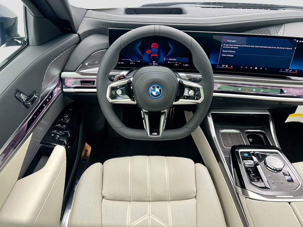 New 2026 BMW i7 xDrive60 w/ M Sport Package RWD image 10