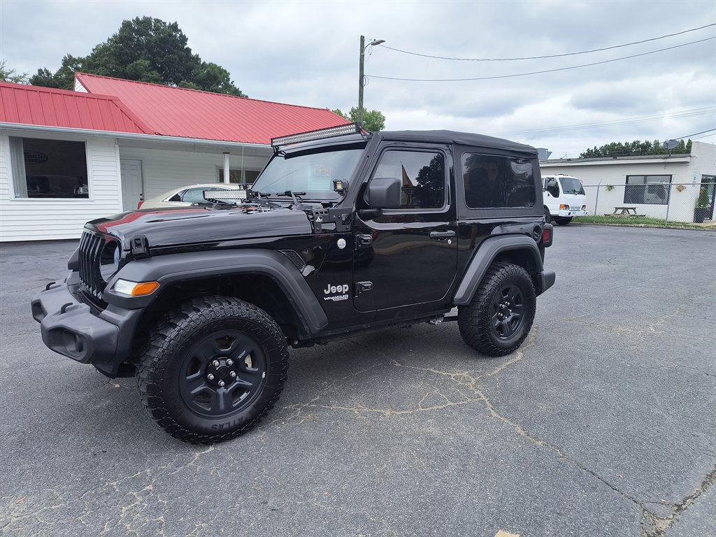 Used 2018 Jeep Wrangler Sport image 1