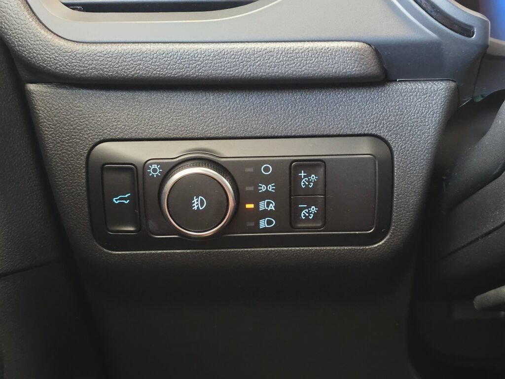 Used 2025 Ford Escape ST-Line Select AWD/4WD image 21