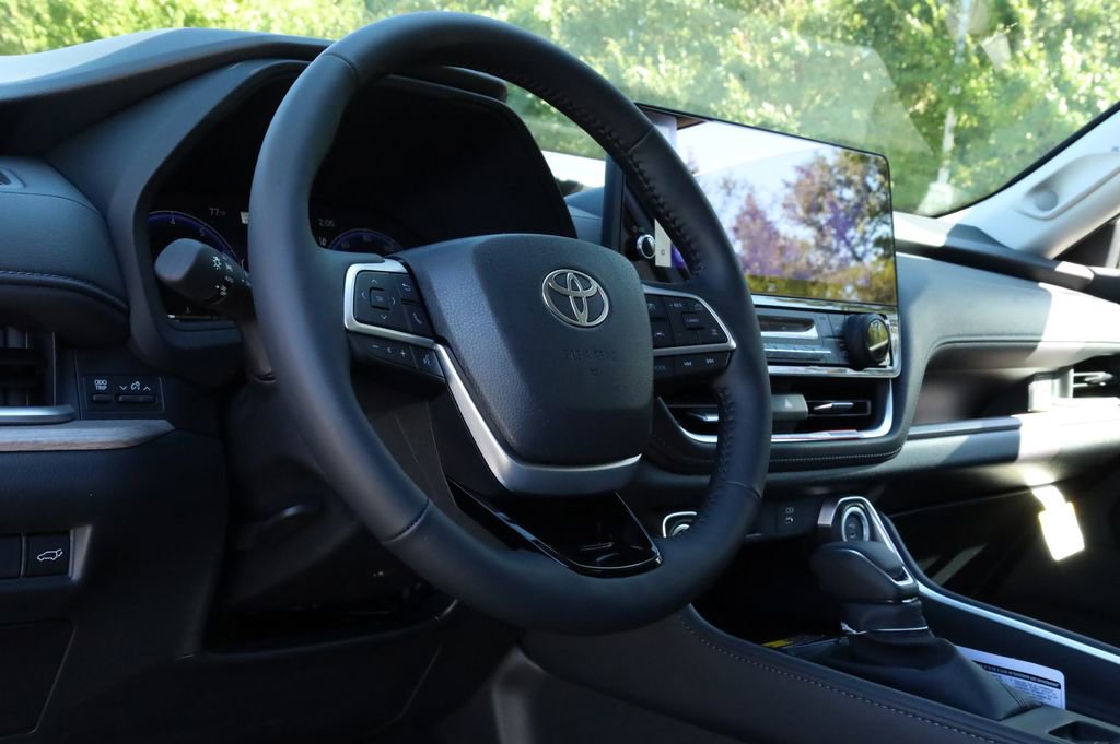 New 2026 Toyota Grand Highlander Platinum image 25