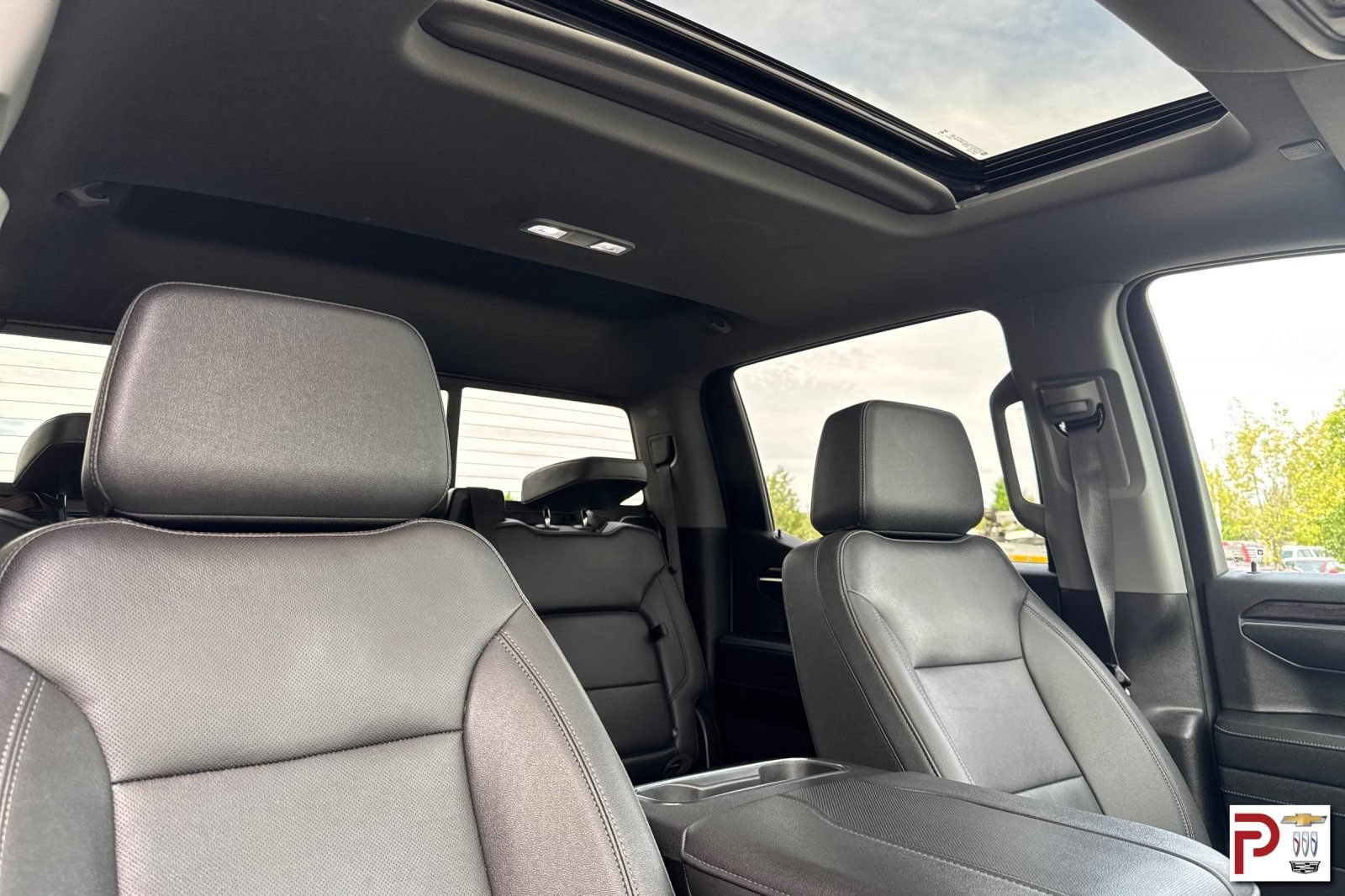 Certified 2023 Chevrolet Silverado 1500 LTZ AWD/4WD image 18