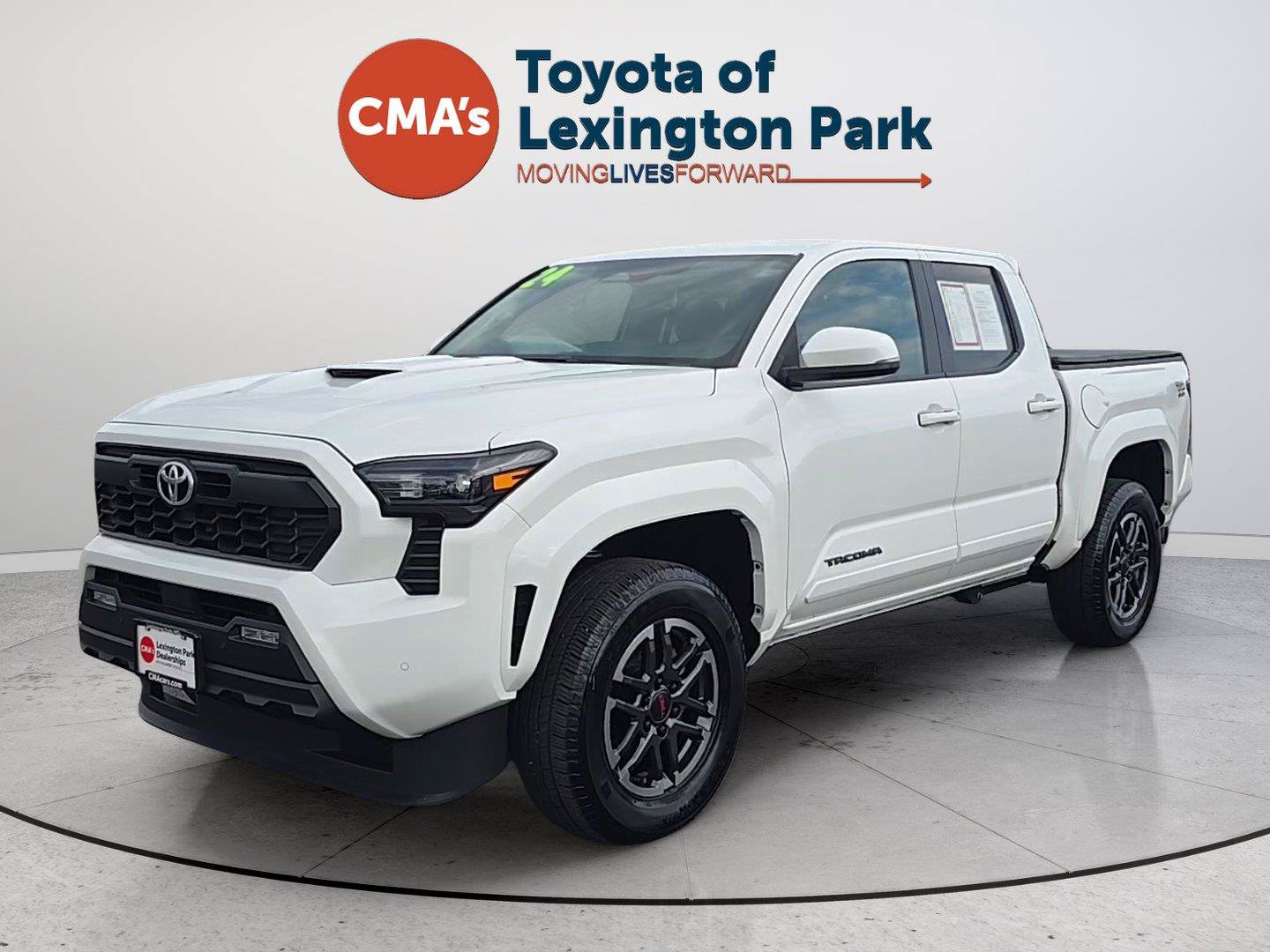 Used 2024 Toyota Tacoma TRD Sport w/ TRD Sport Upgrade Package AWD/4WD image 1