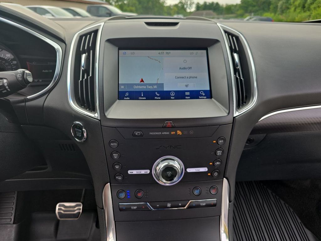 Used 2020 Ford Edge ST w/ Equipment Group 401A AWD/4WD image 23