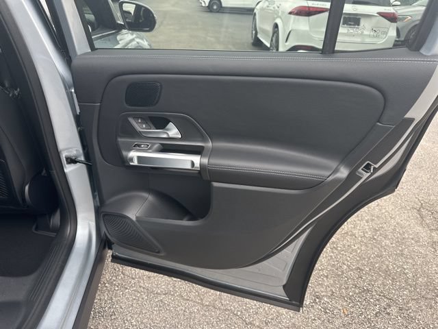 Used 2026 Mercedes-Benz GLB 250 image 29
