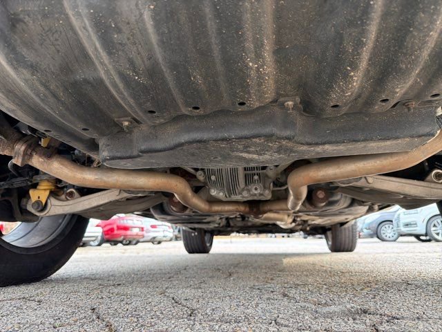 Used 2014 Jeep Grand Cherokee Overland w/ Advanced Technology Group AWD/4WD image 37