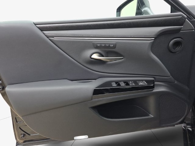 Used 2024 Lexus ES 250 w/ Premium Package AWD/4WD image 26
