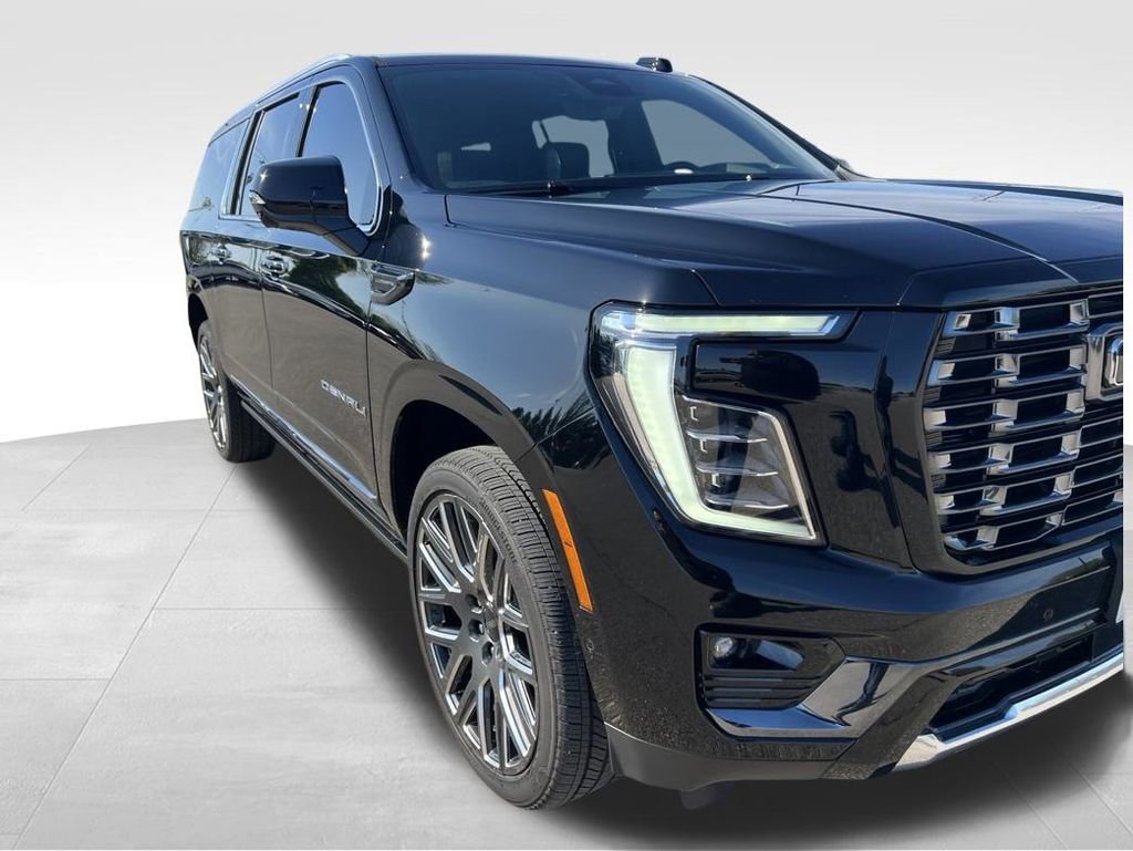 Used 2026 GMC Yukon XL Denali Ultimate AWD/4WD image 14