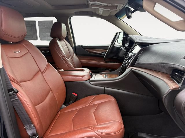 Used 2016 Cadillac Escalade Premium AWD/4WD image 15