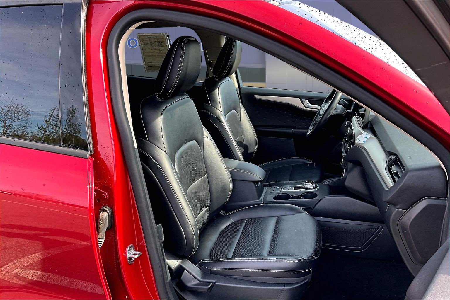Used 2020 Ford Escape SE Sport AWD/4WD image 29