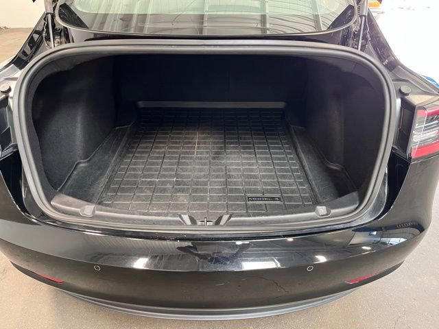 Used 2019 Tesla Model 3 Standard Range Plus image 16