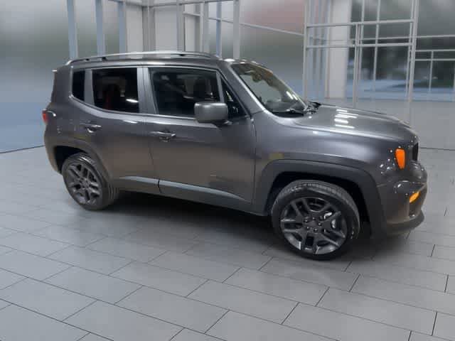 Used 2021 Jeep Renegade Latitude AWD/4WD image 3