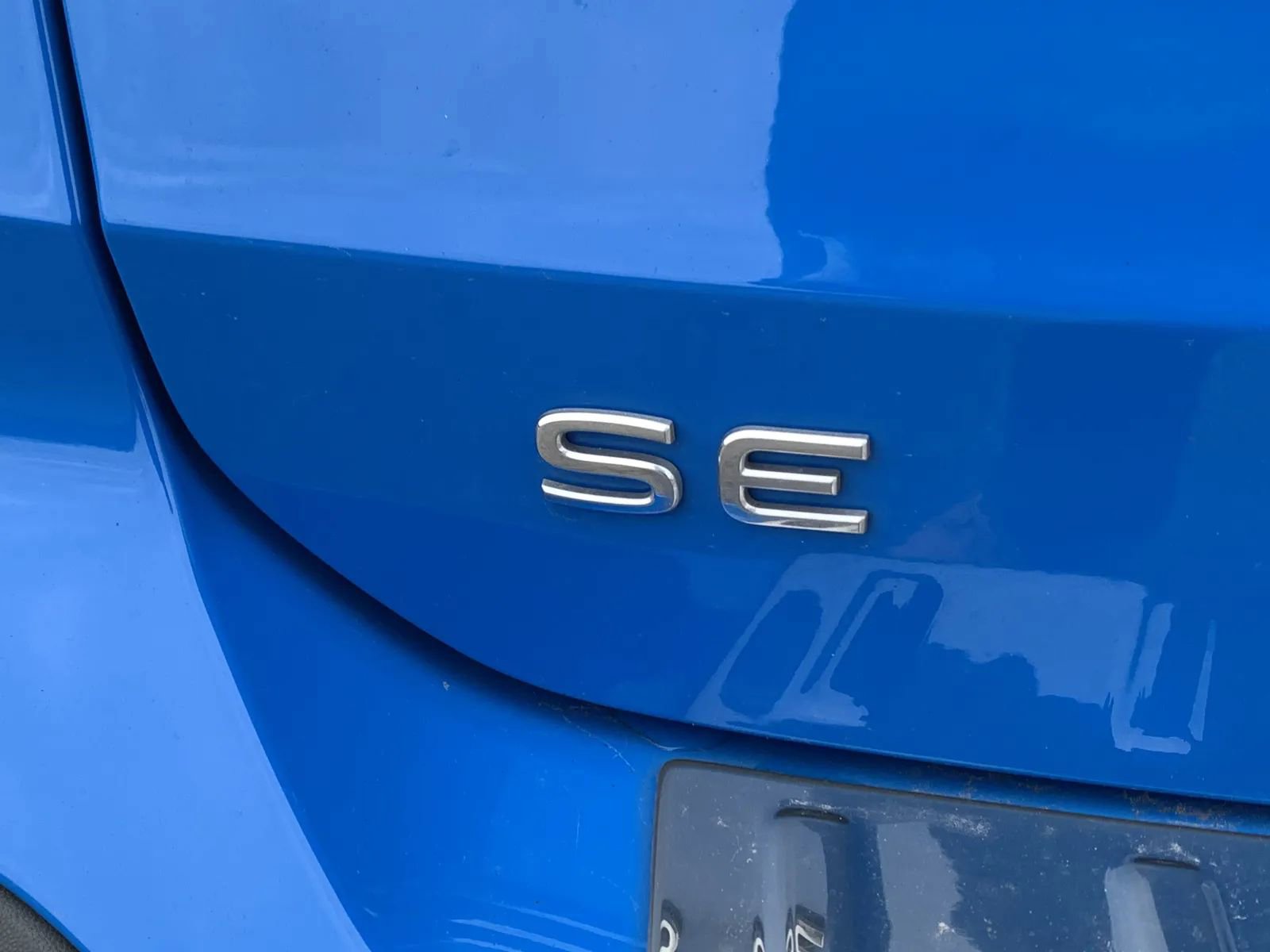 Used 2023 Volkswagen Taos SE w/ Black Wheel Package image 10