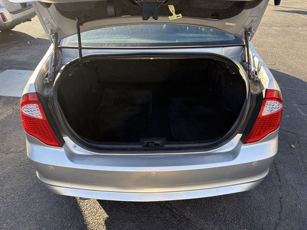 Used 2012 Ford Fusion SEL image 14