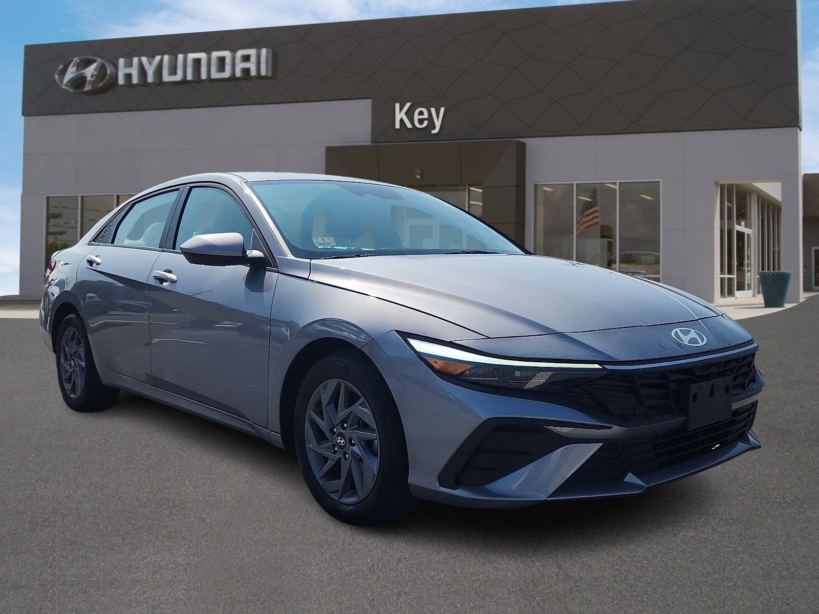 Certified 2024 Hyundai Elantra SEL FWD image 1