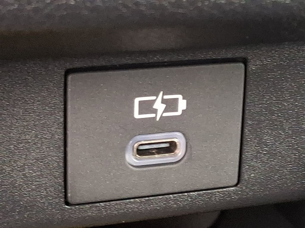 Used 2026 Toyota Grand Highlander LE image 25