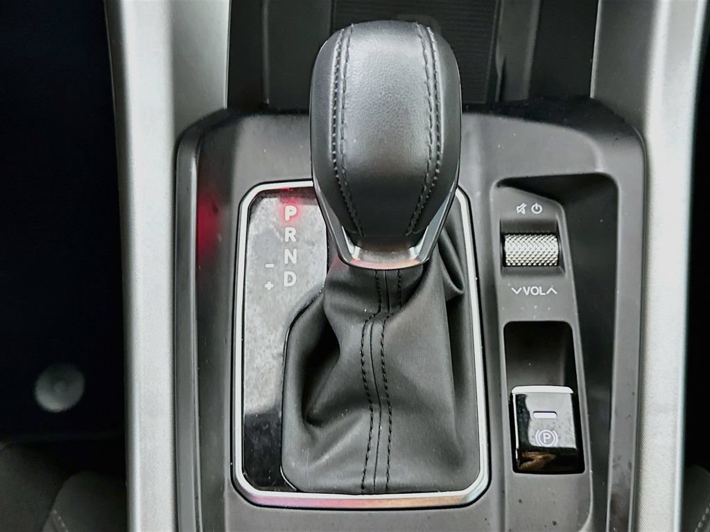Used 2025 Alfa Romeo Tonale AWD/4WD image 16