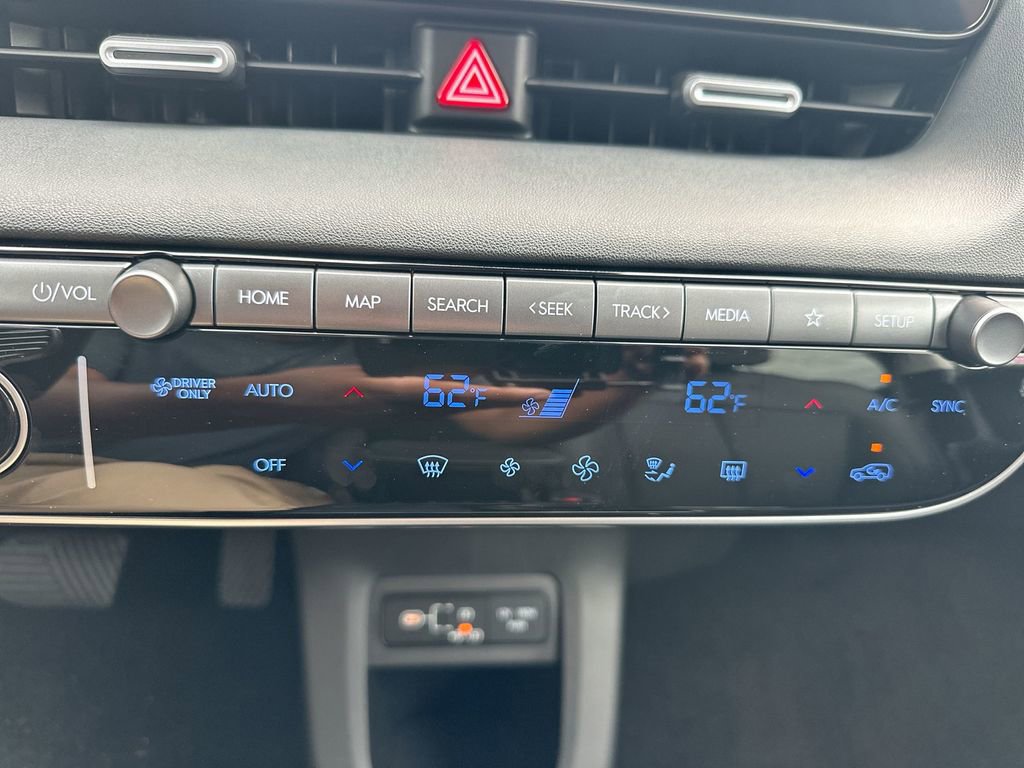 New 2025 Hyundai Ioniq 5 SEL image 45