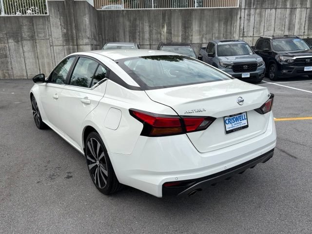Used 2021 Nissan Altima 2.5 SR FWD image 3