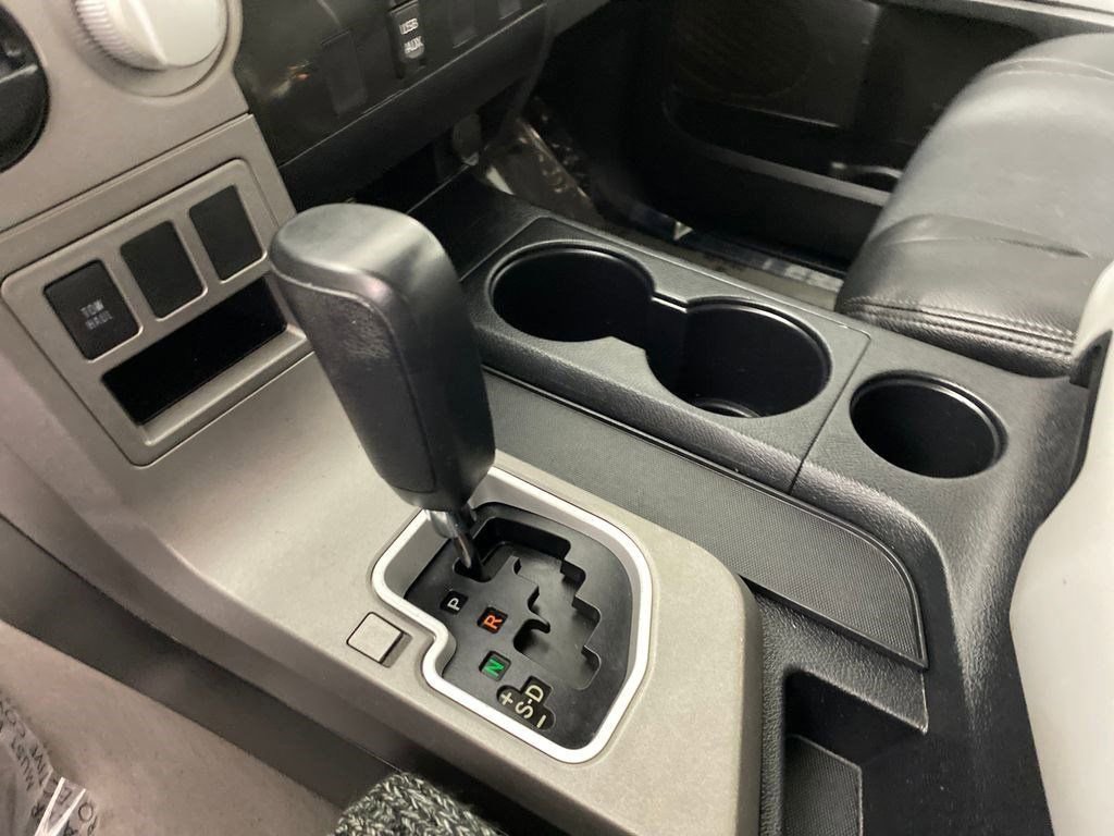 Used 2011 Toyota Tundra 2WD Double Cab image 18