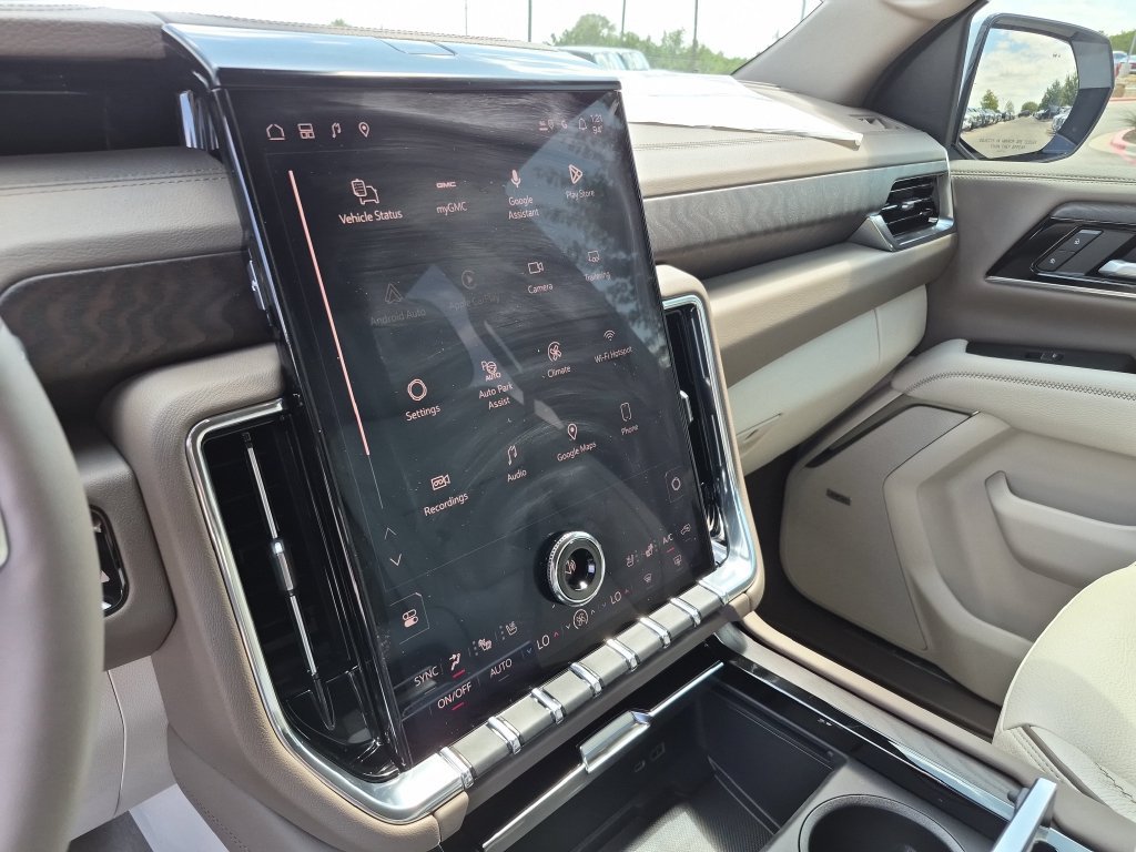 New 2026 GMC Yukon Denali w/ Denali Reserve Package AWD/4WD image 22