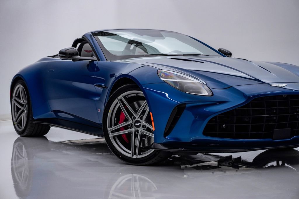 New 2026 Aston Martin V8 Vantage S video 2