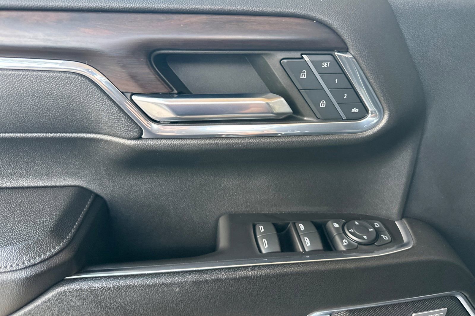 Certified 2023 GMC Sierra 1500 SLT w/ SLT Premium Package image 11