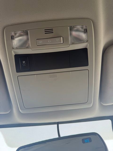 Used 2017 Toyota Tacoma SR5 image 33