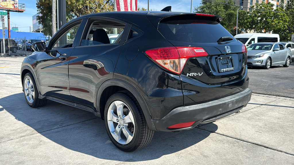 Used 2016 Honda HR-V EX image 12