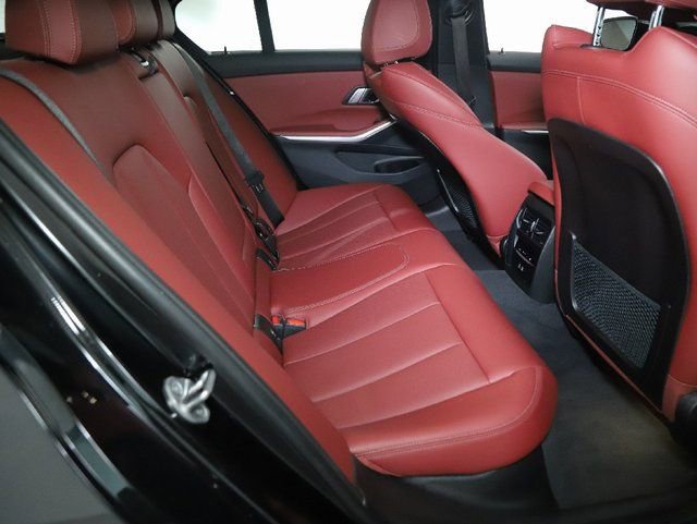 Certified 2023 BMW 330i xDrive Sedan w/ M Sport Package AWD/4WD image 33