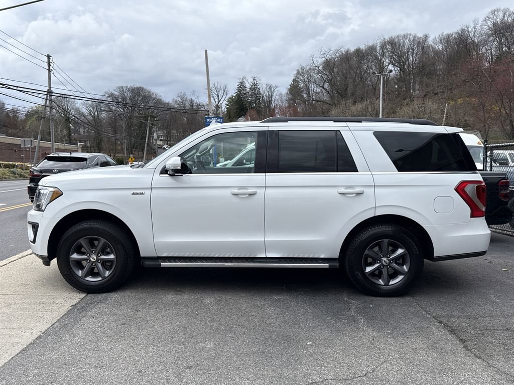 Used 2021 Ford Expedition XLT image 4